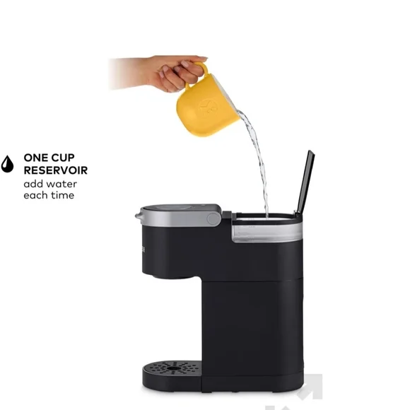 Keurig K-Mini Single Serve Coffee Maker Black Matte Dorm Friendly Office Salon - Picture 4 of 14